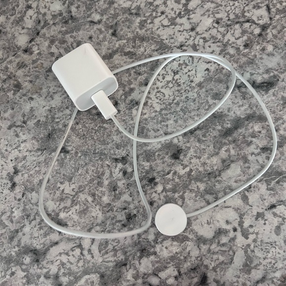 Apple Watch Series 8 GPS + Cellular Aluminum 45mm - Picture 4 of 6